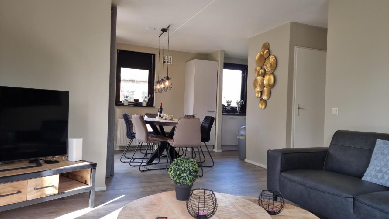 Vakantiewoning Maas En Waal 100 Ewijk Bagian luar foto